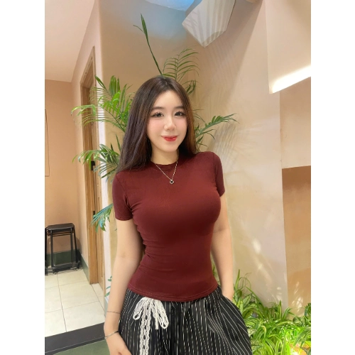 Áo thun nữ chiết eo basic cổ tròn, áo phông nữ ôm body cộc ngắn tay vải cao cấp co giãn 4 chều thoáng mát thấm hút mồ hôi baby tee có bigsize mùa hè HP30