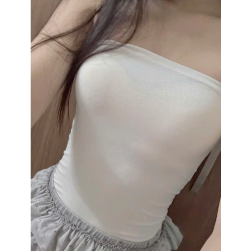 săn đucợ giá rẻ, vải cotton mịn mát from đẹp, nên mua nhenn
